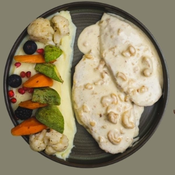 Chicken in Cashew Sauce